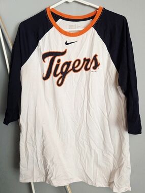 Women Nike White, Navy & Orange 'Tigers' Raglan Baseball Tee